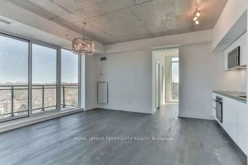 1238, Dundas, South Riverdale, Toronto
