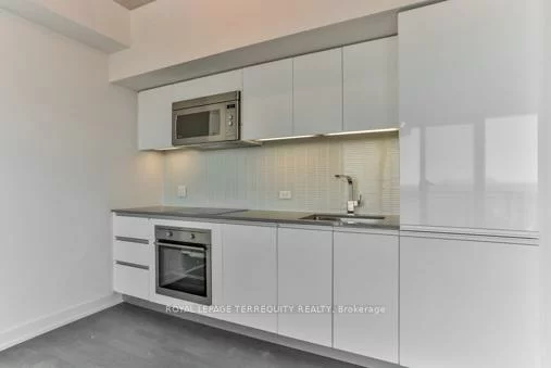 1238, Dundas, South Riverdale, Toronto