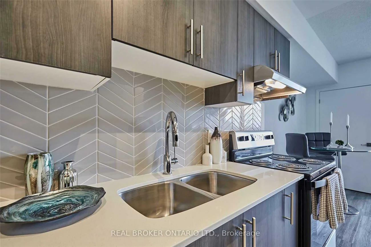 1, Falaise, West Hill, Toronto