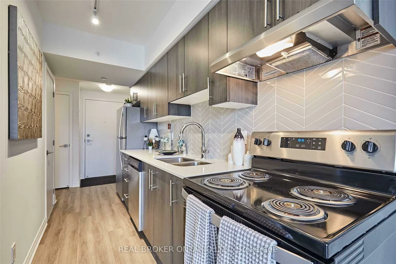 1, Falaise, West Hill, Toronto