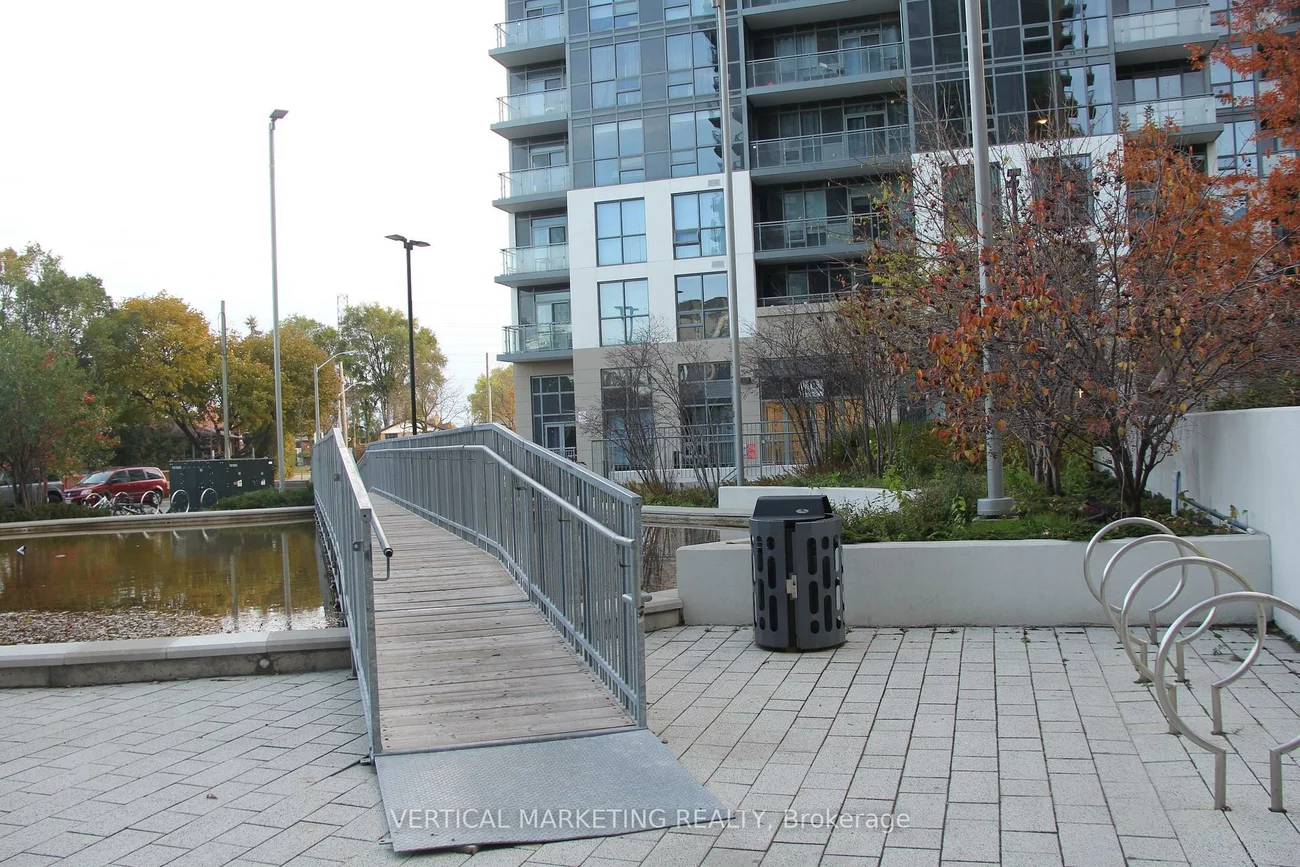 10, Meadowglen, Woburn, Toronto