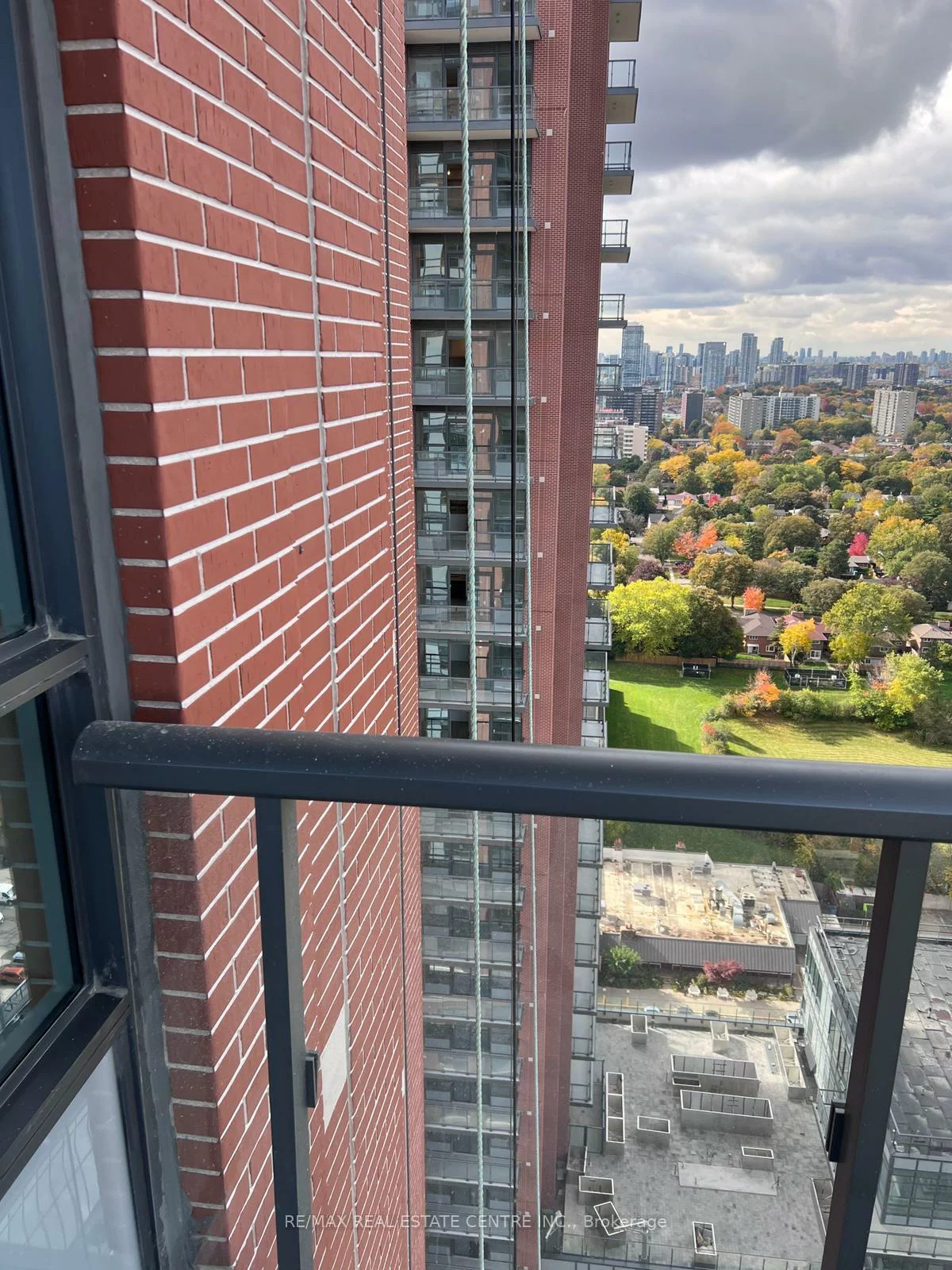 3270, Sheppard, Tam O'Shanter-Sullivan, Toronto