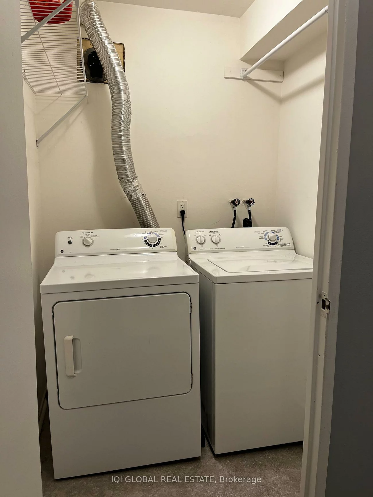 4062, Lawrence, West Hill, Toronto