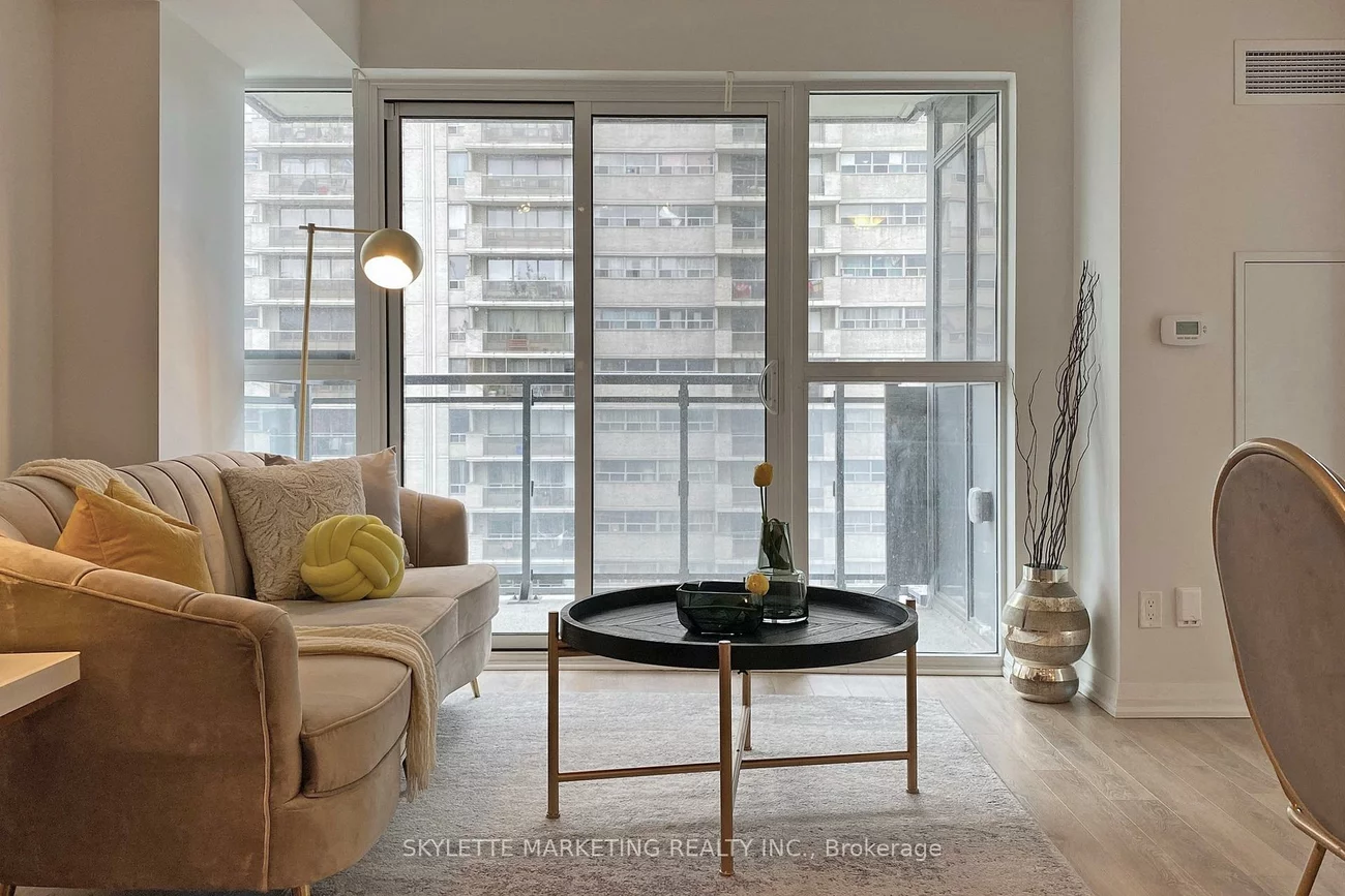 30, Meadowglen, Woburn, Toronto