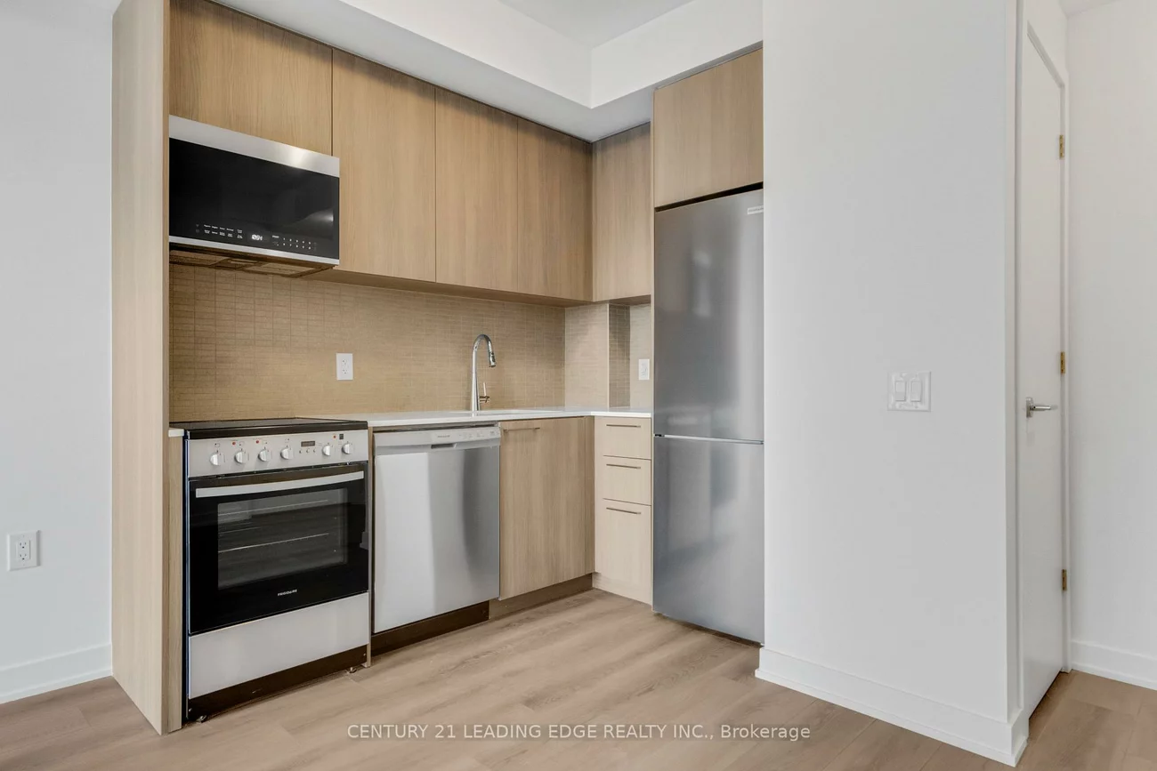 7437, Kingston, Rouge E11, Toronto