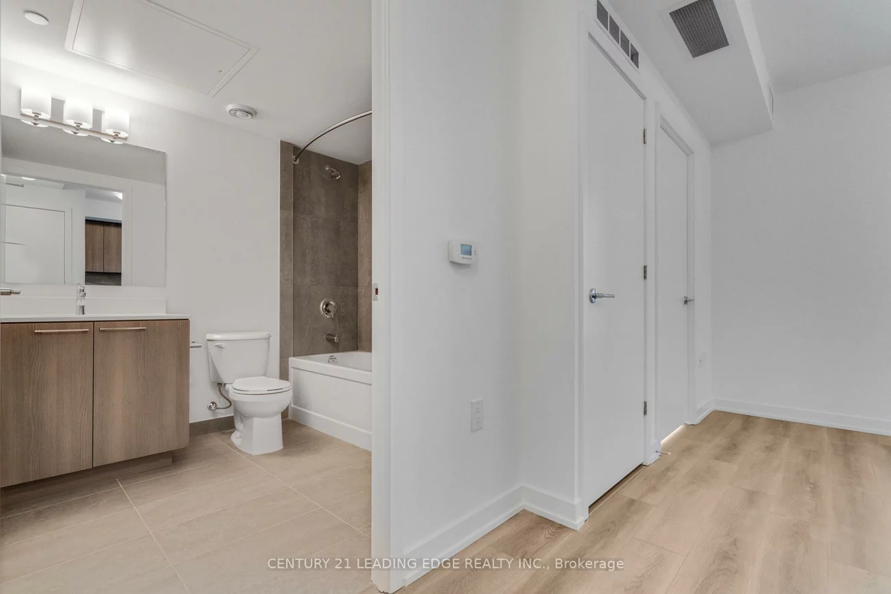 7437, Kingston, Rouge E11, Toronto