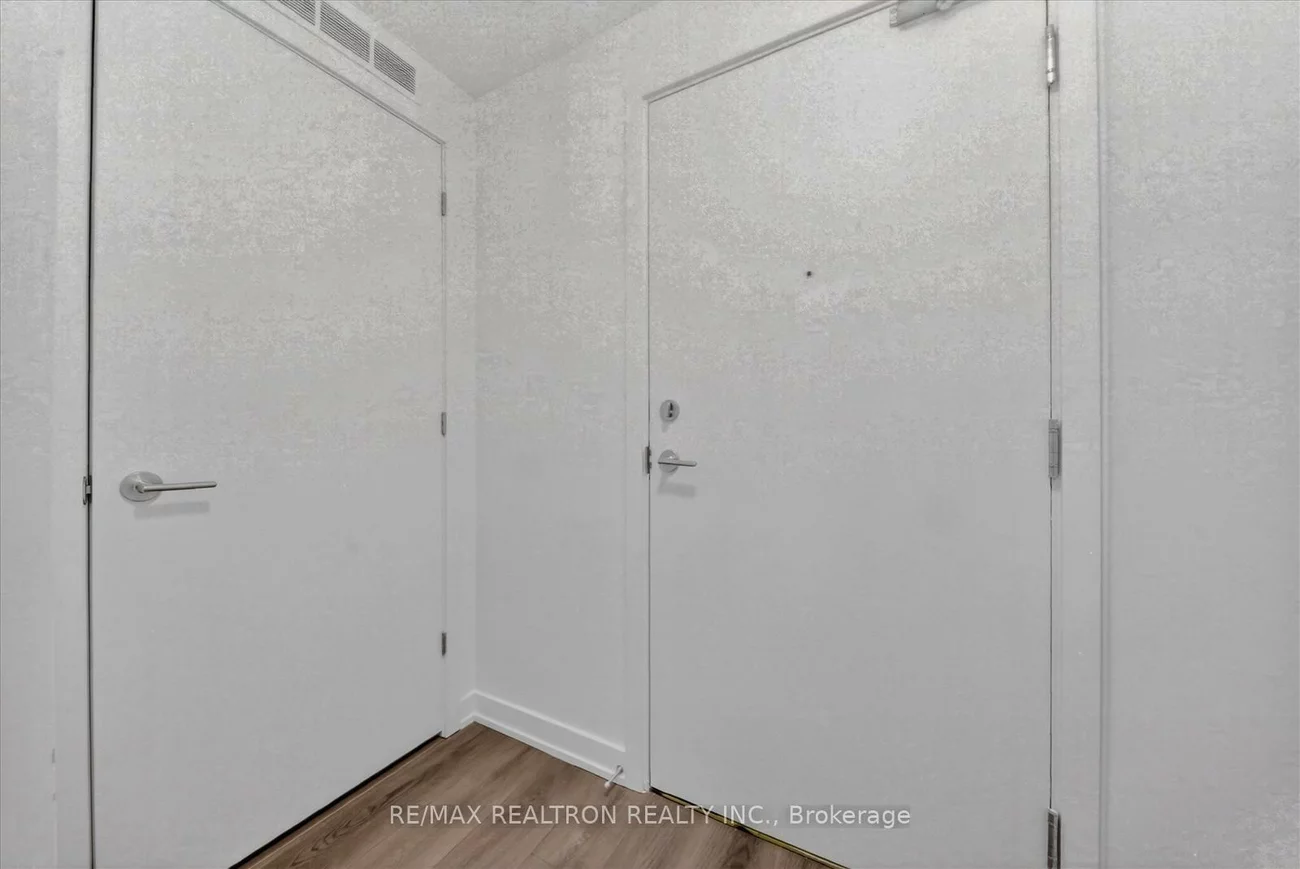 7437, Kingston, Rouge E11, Toronto