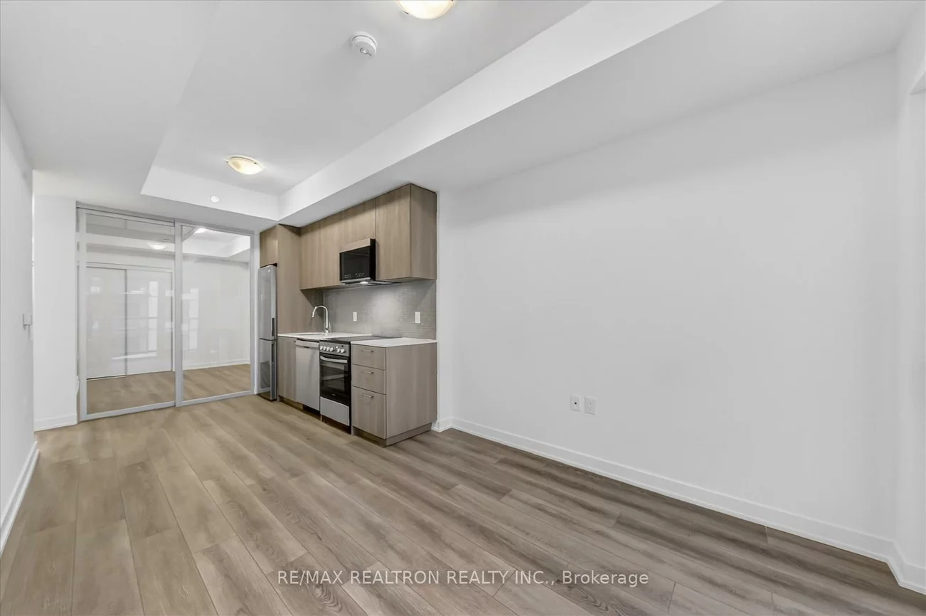 7437, Kingston, Rouge E11, Toronto