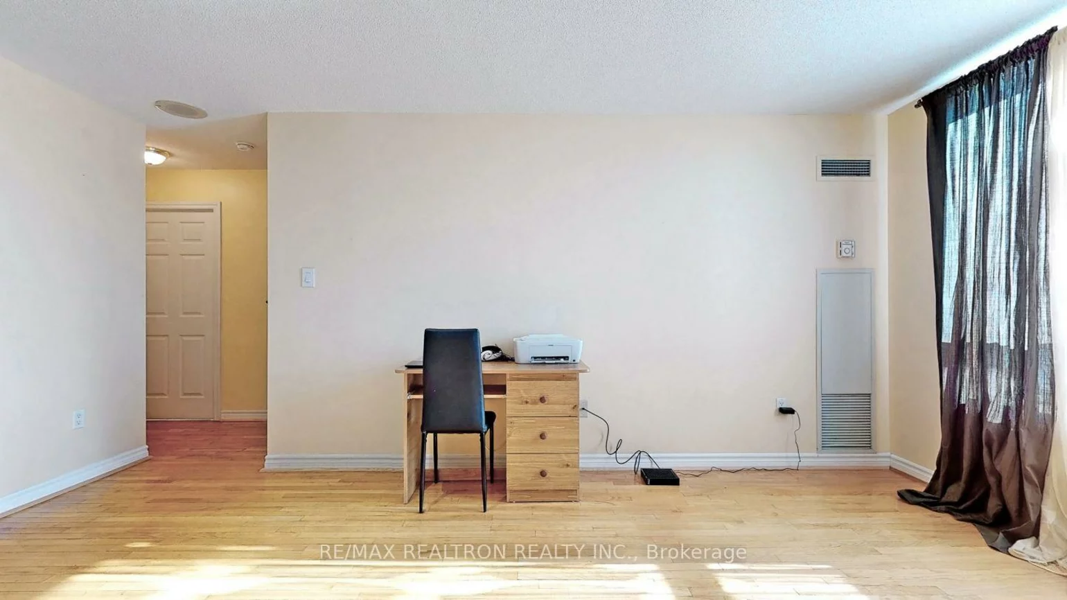 125, Omni, Bendale, Toronto