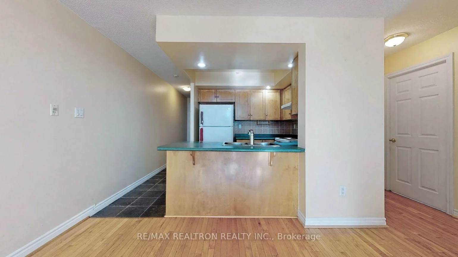 125, Omni, Bendale, Toronto