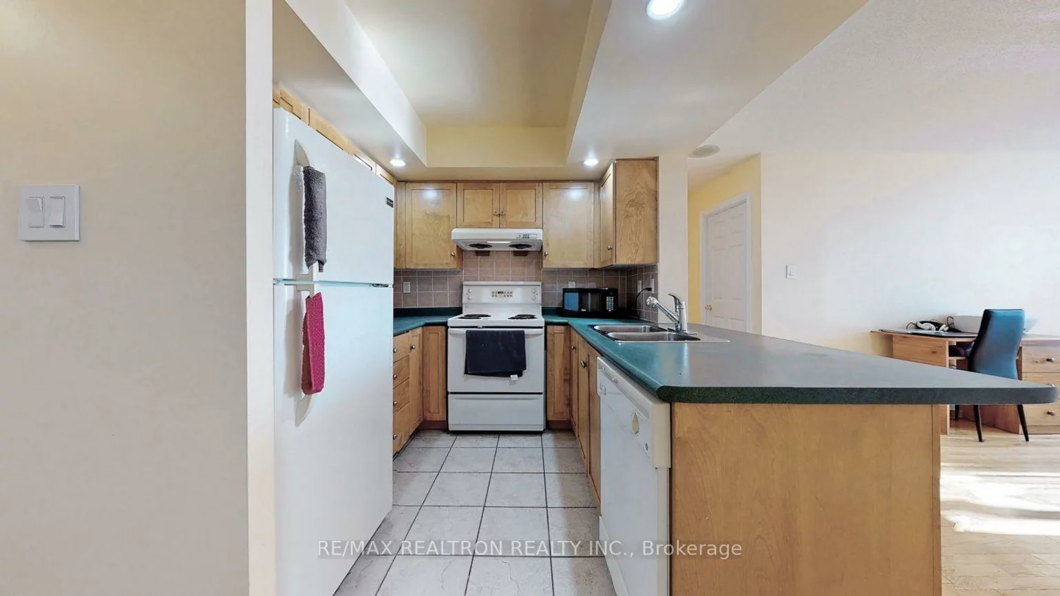 125, Omni, Bendale, Toronto