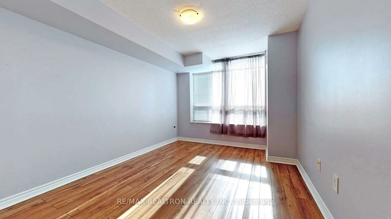 125, Omni, Bendale, Toronto