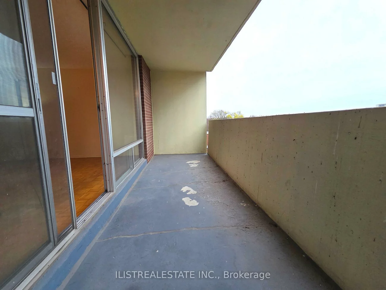 5, Massey, Crescent Town, Toronto