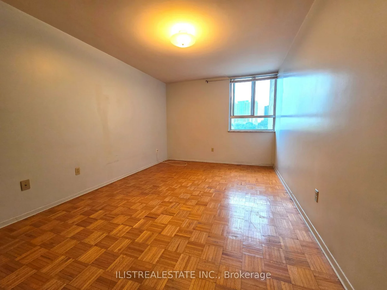 5, Massey, Crescent Town, Toronto
