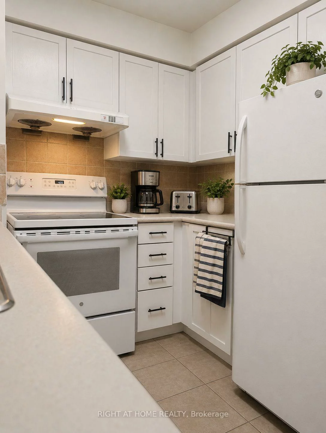 8, Mondeo, Dorset Park, Toronto