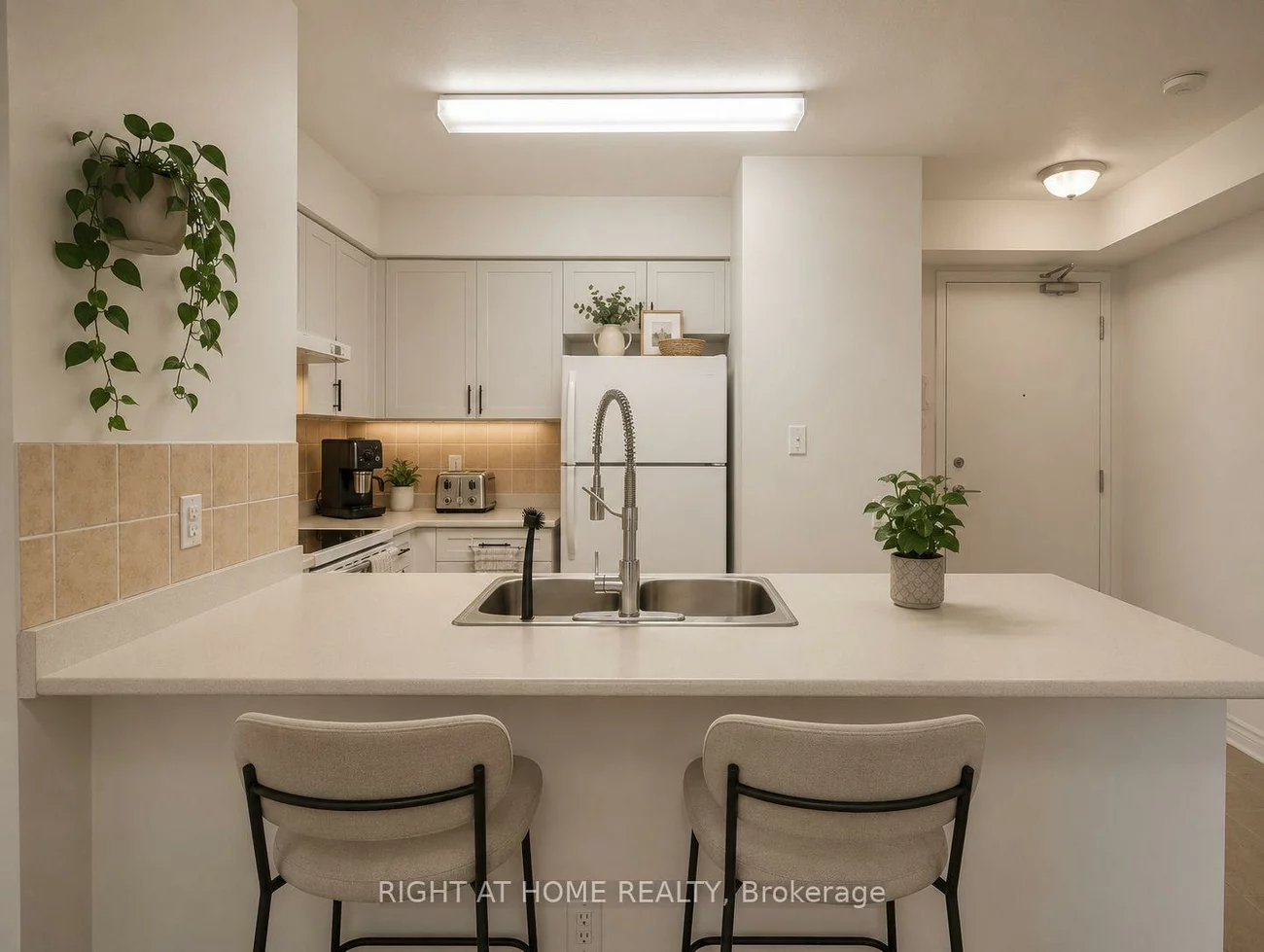 8, Mondeo, Dorset Park, Toronto