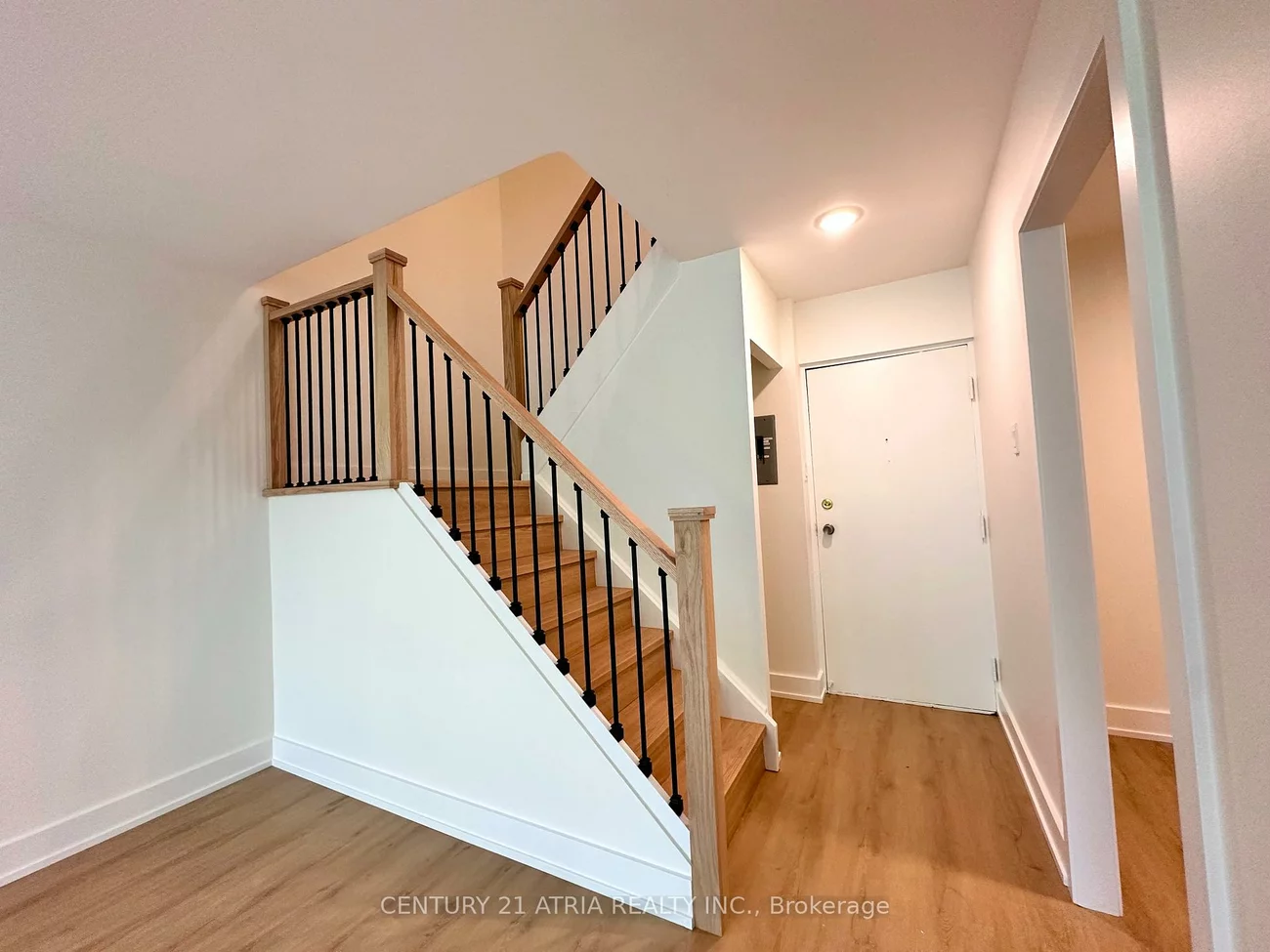 3765, Sheppard, Tam O'Shanter-Sullivan, Toronto