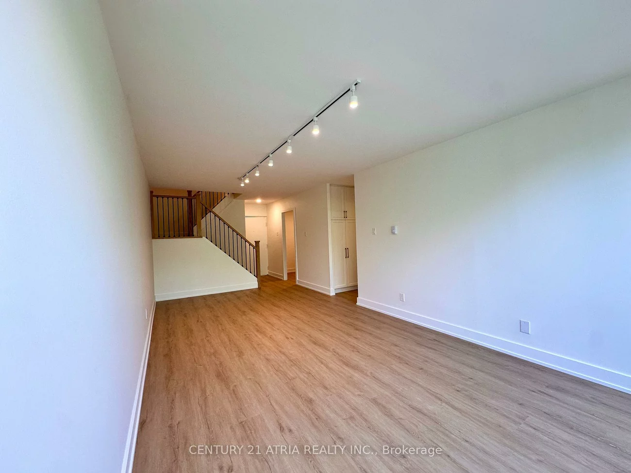 3765, Sheppard, Tam O'Shanter-Sullivan, Toronto