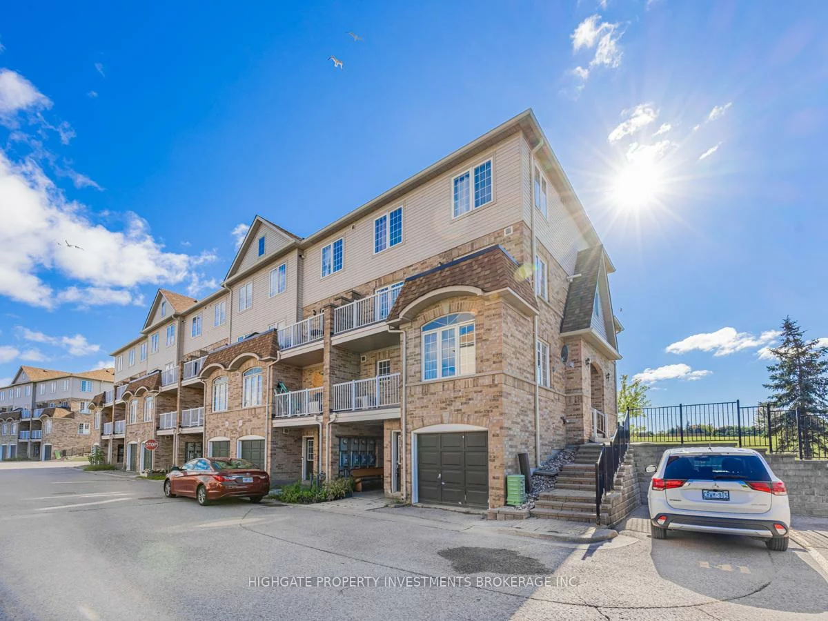 200, McLevin, Rouge E11, Toronto