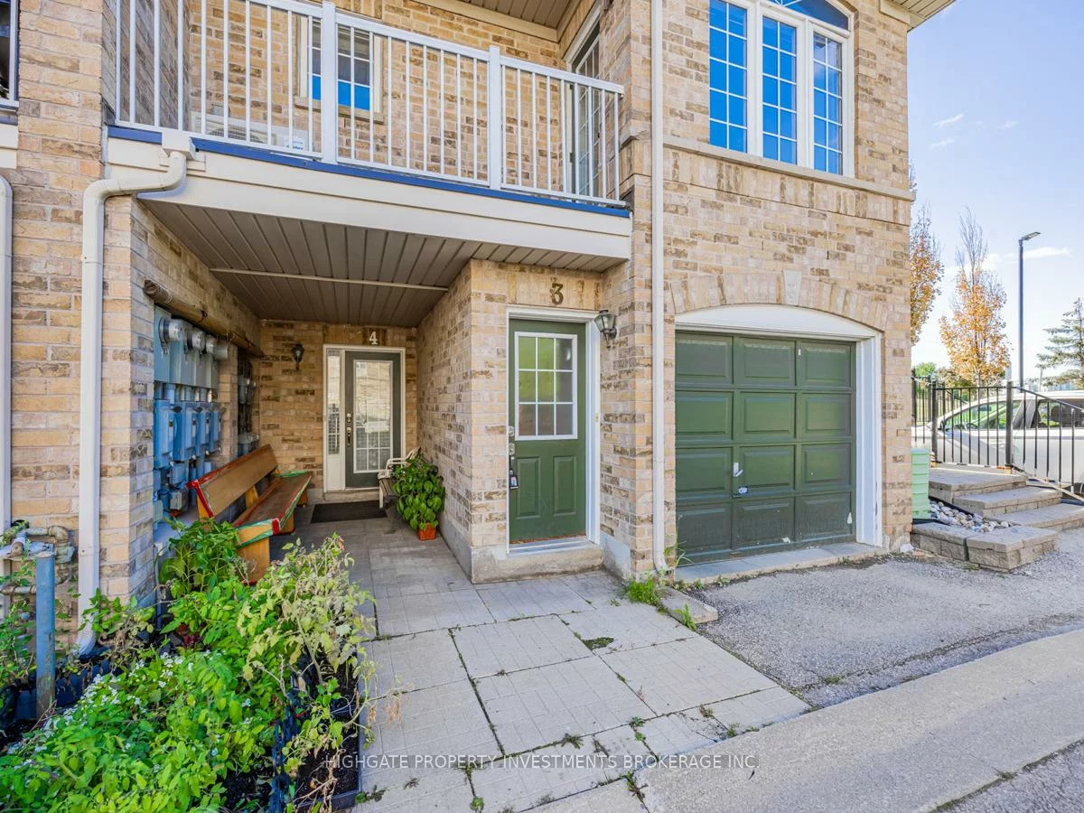 200, McLevin, Rouge E11, Toronto