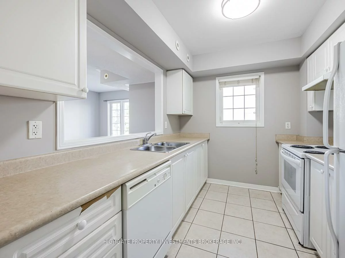 200, McLevin, Rouge E11, Toronto