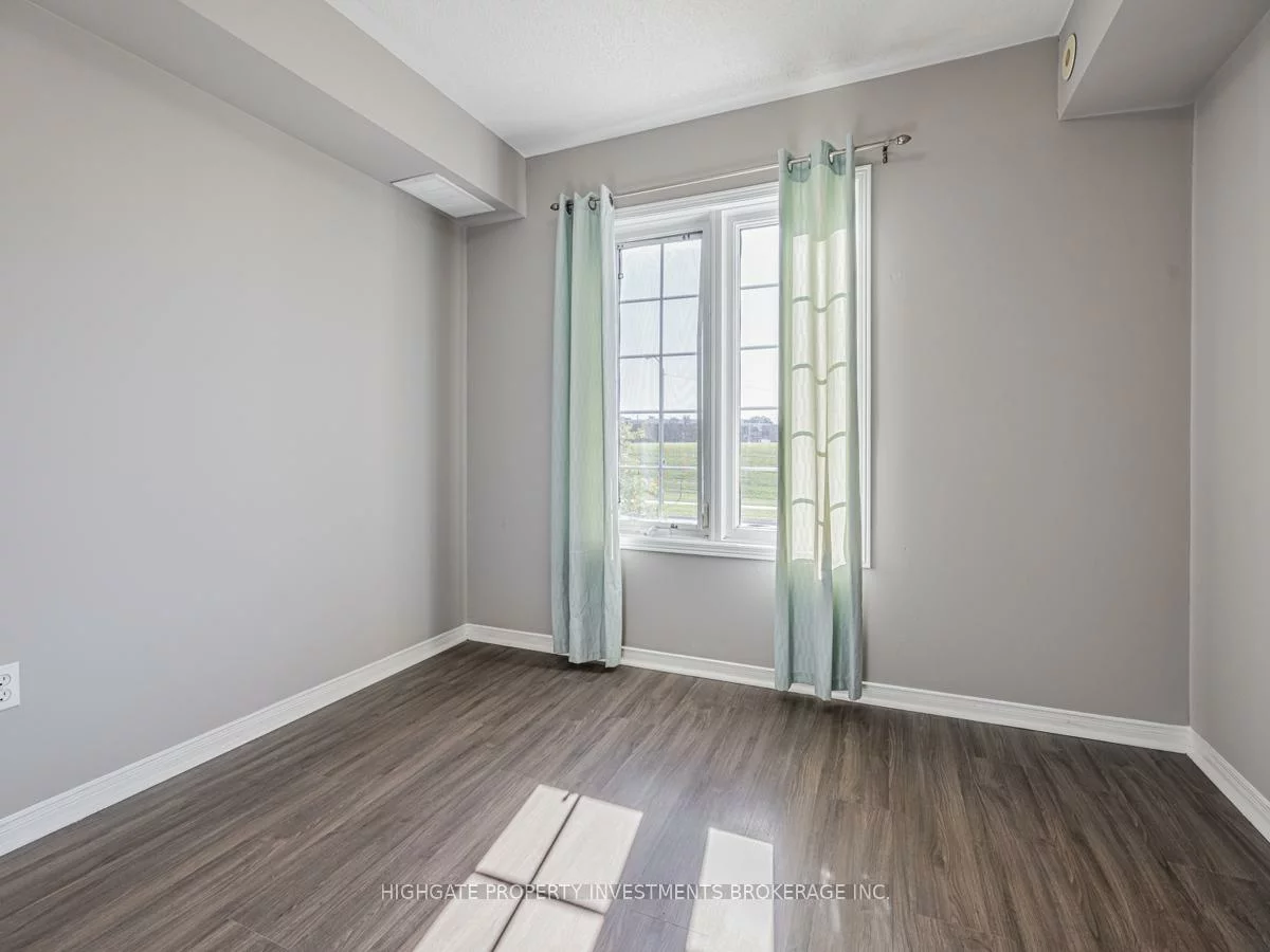 200, McLevin, Rouge E11, Toronto
