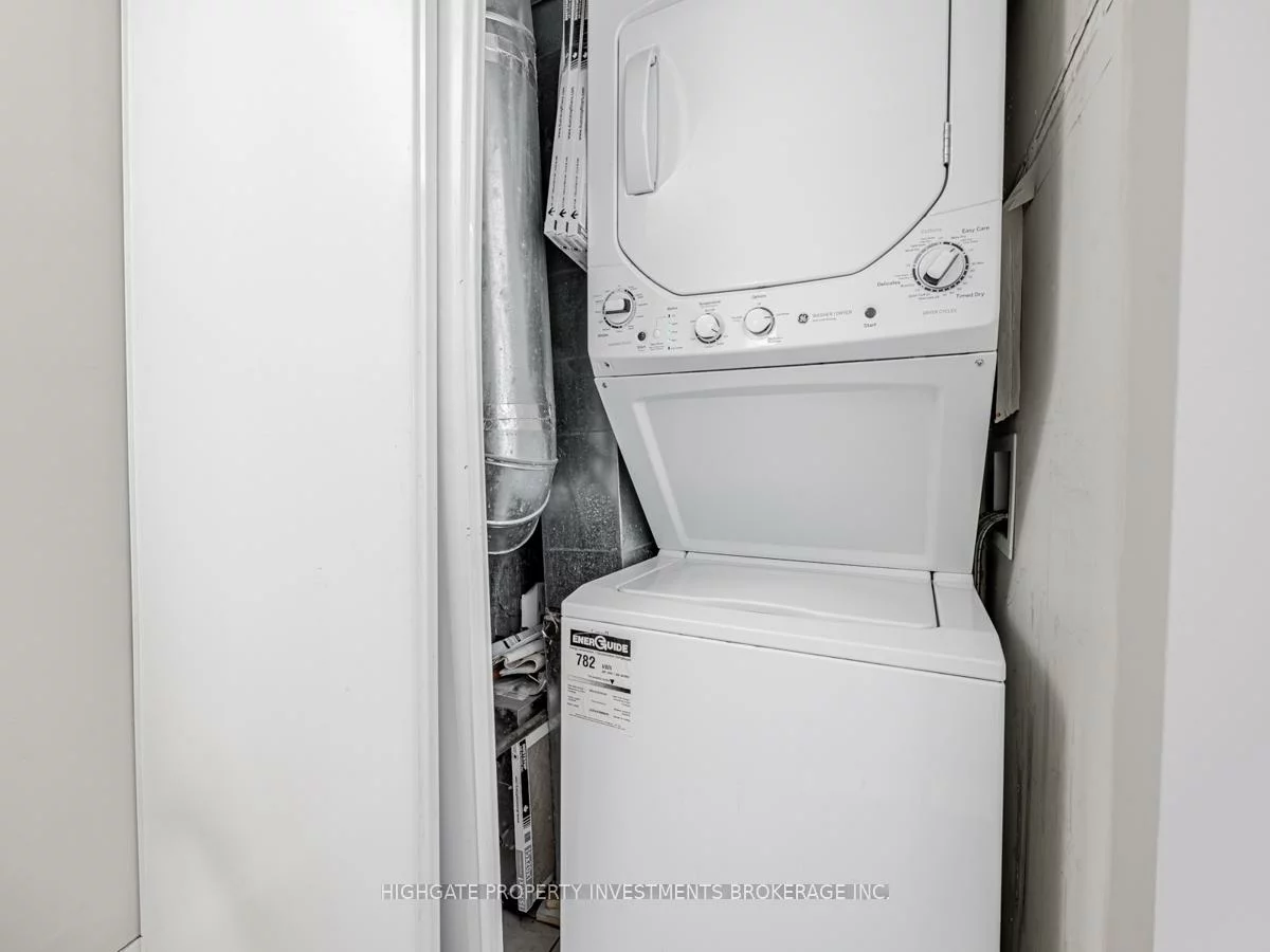 200, McLevin, Rouge E11, Toronto