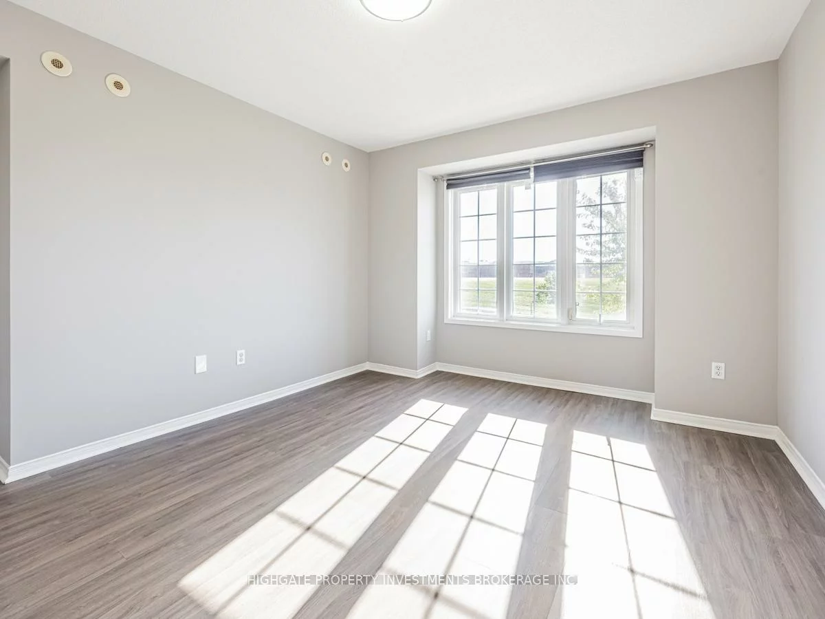 200, McLevin, Rouge E11, Toronto
