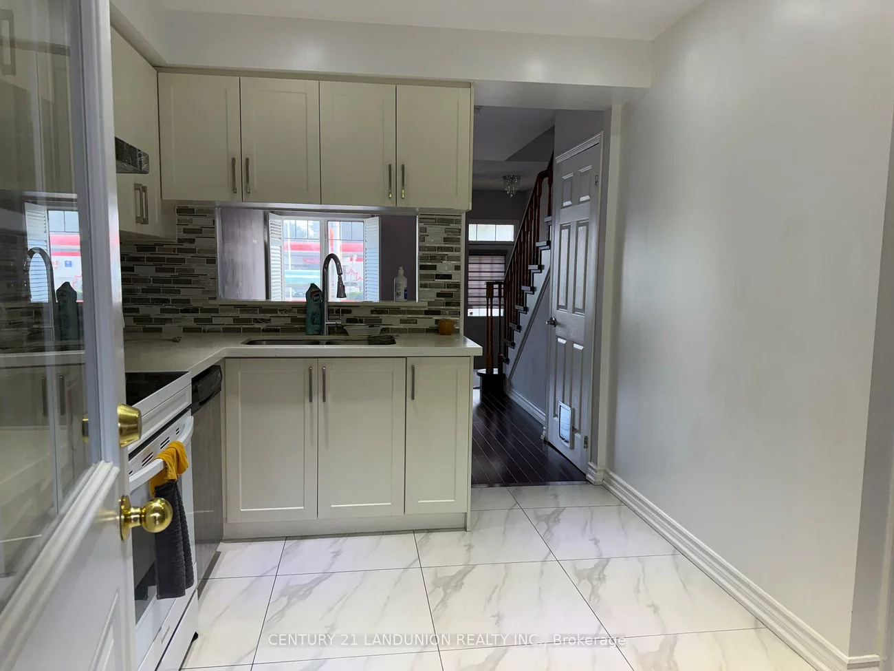9544, Sheppard, Rouge E11, Toronto