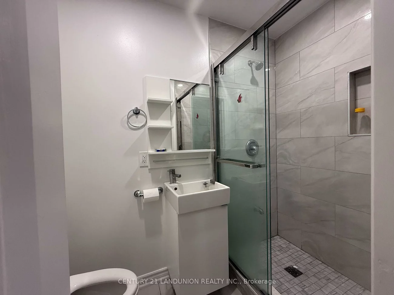 9544, Sheppard, Rouge E11, Toronto
