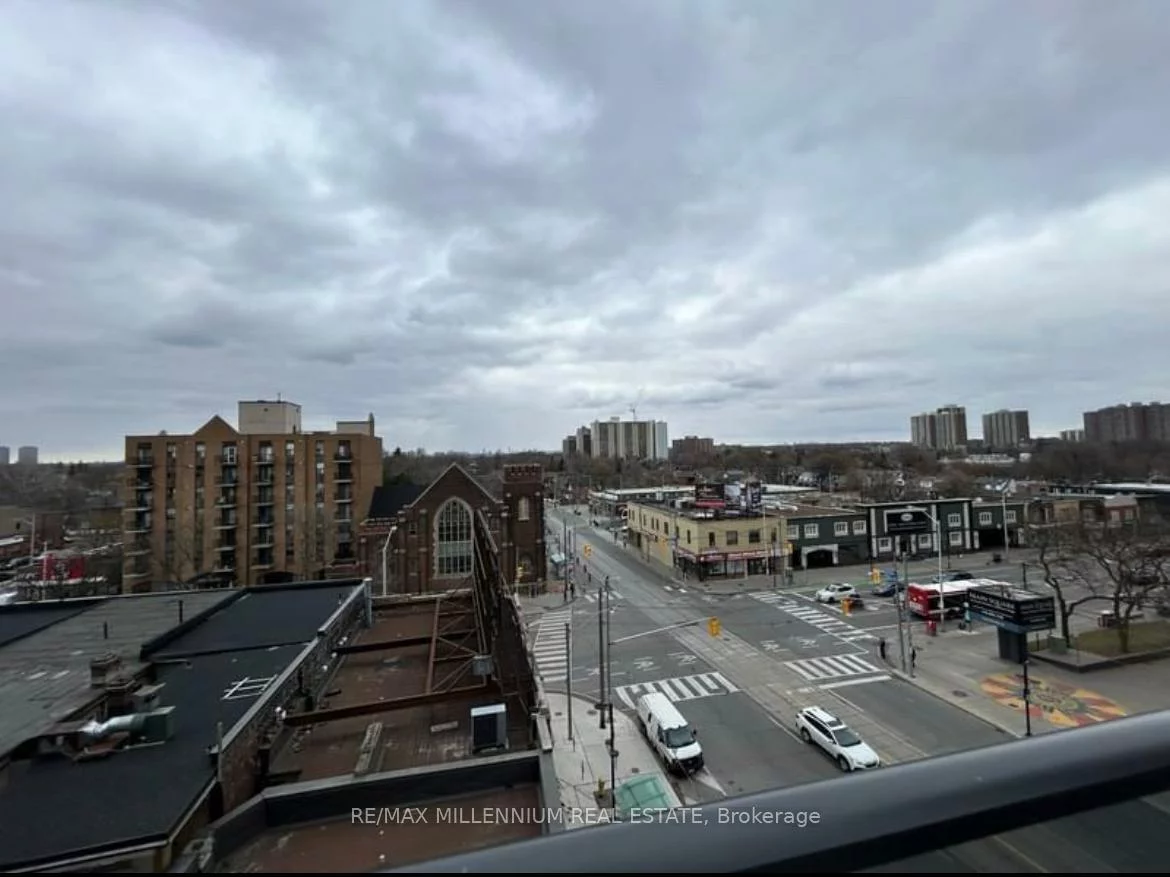 286, Main, East End-Danforth, Toronto