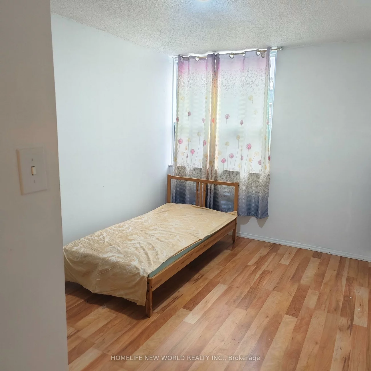 4064, Lawrence, West Hill, Toronto