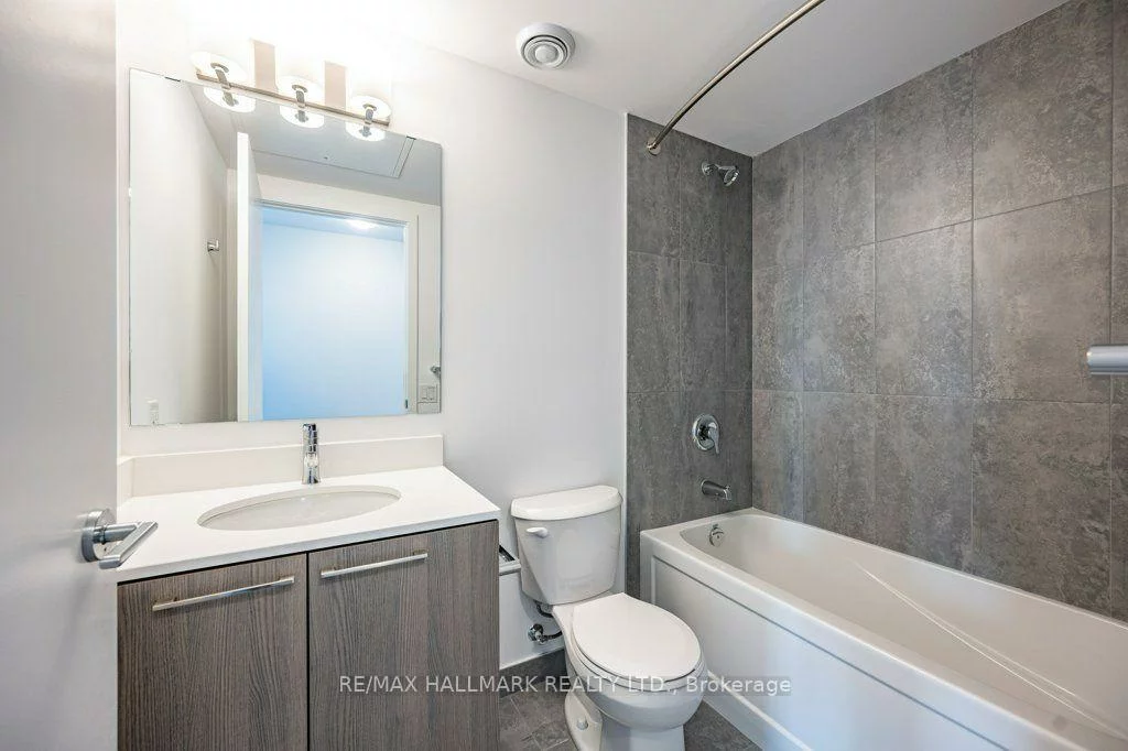 7447, Kingston, Rouge E11, Toronto