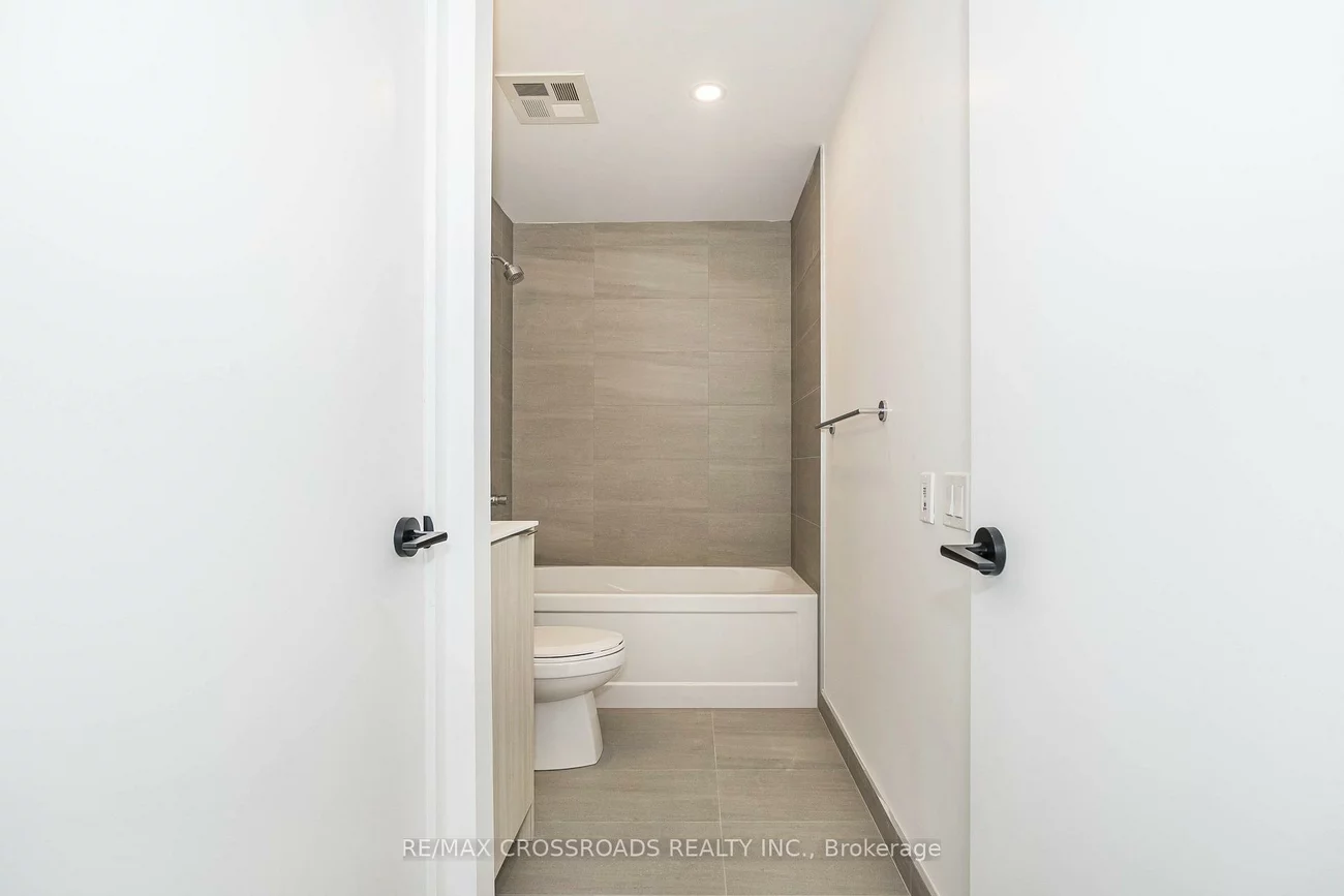 20, Deans, Clairlea-Birchmount, Toronto