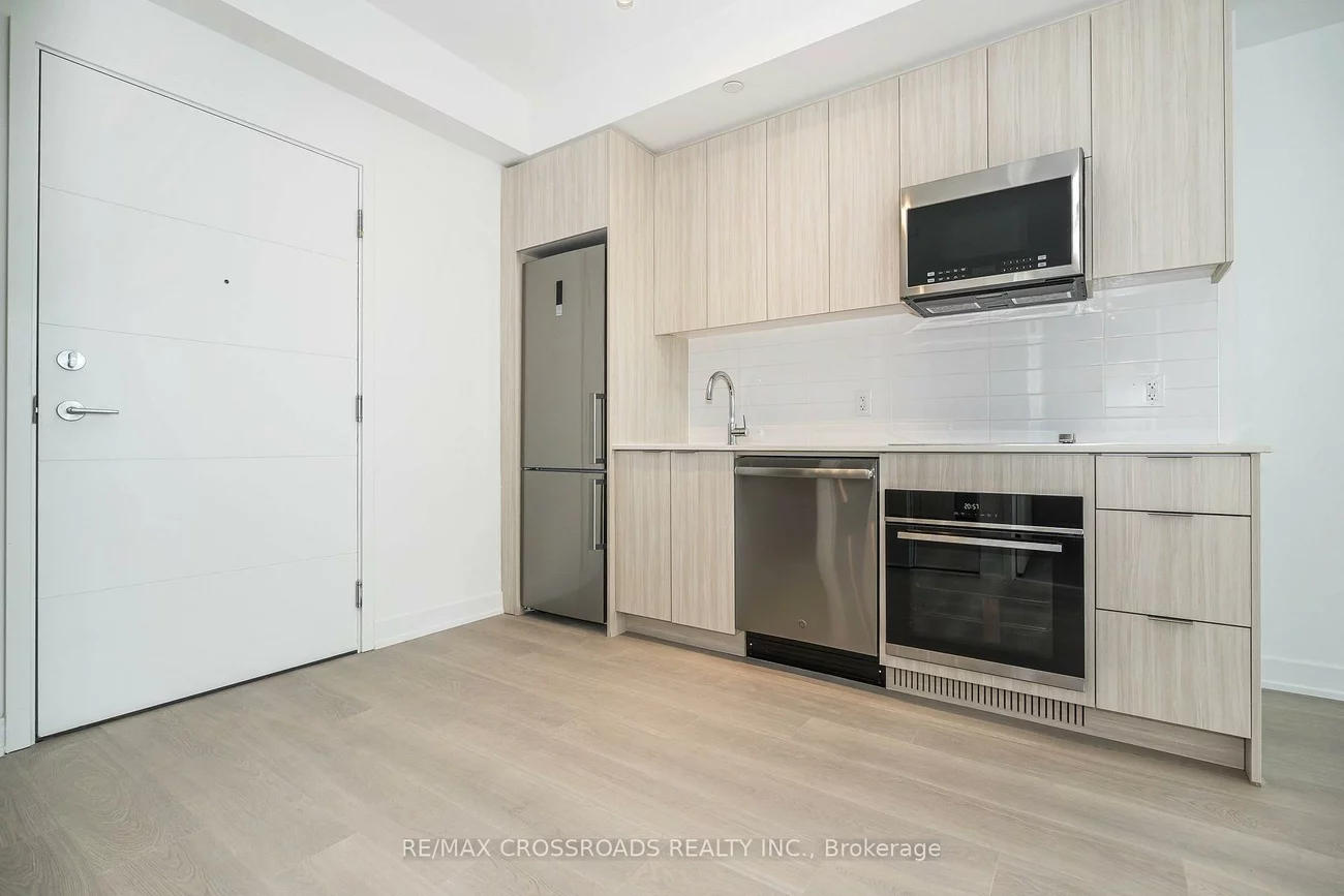 20, Deans, Clairlea-Birchmount, Toronto