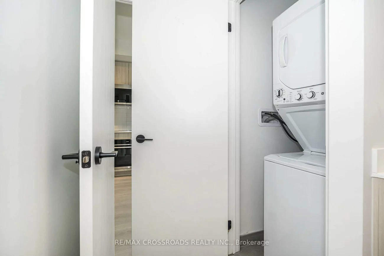 20, Deans, Clairlea-Birchmount, Toronto