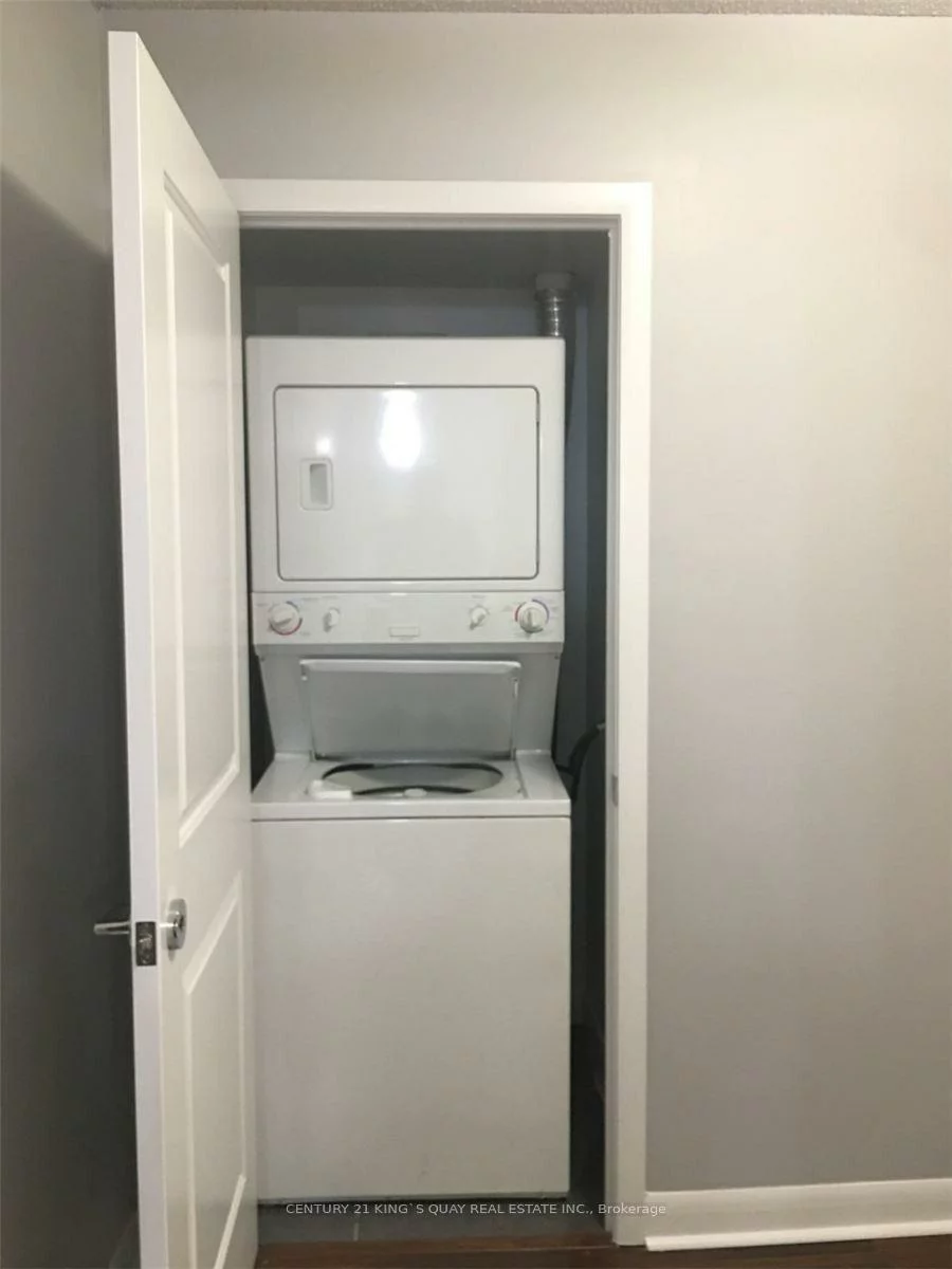 25, Town Centre, Bendale, Toronto