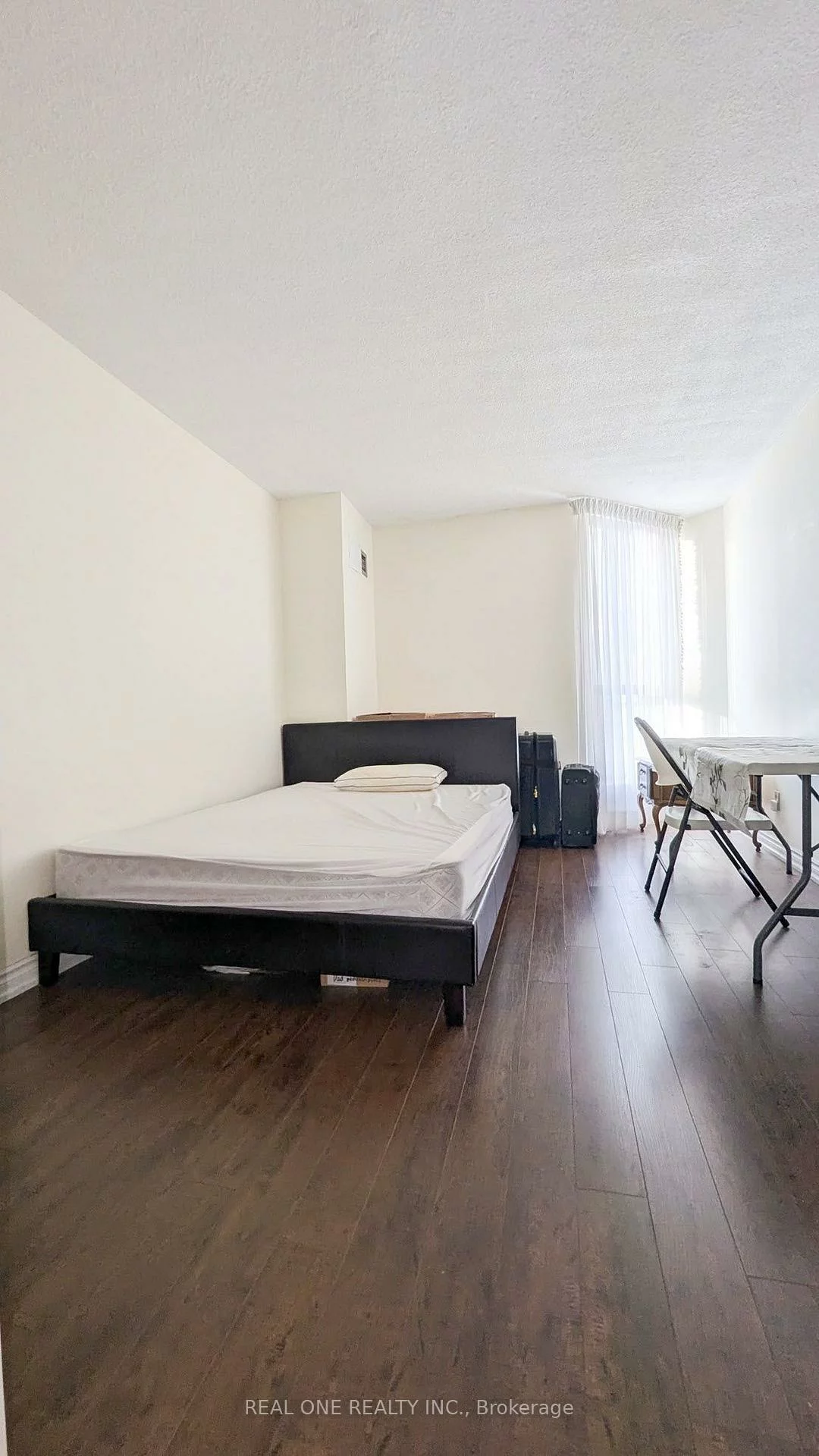 75, Bamburgh, Steeles, Toronto
