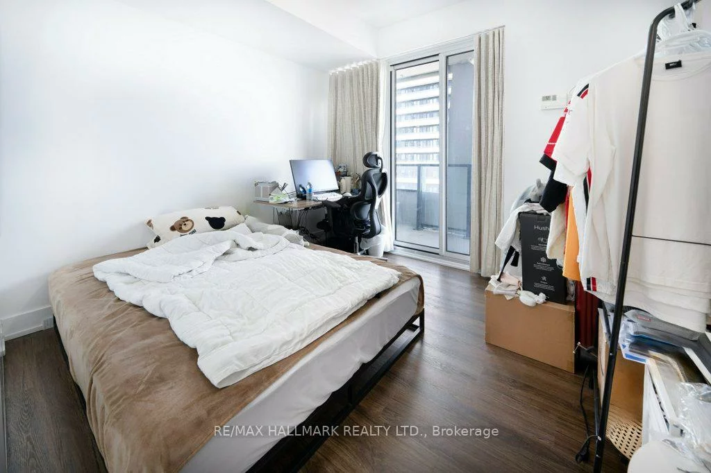 30, Shore Breeze, Mimico, Toronto
