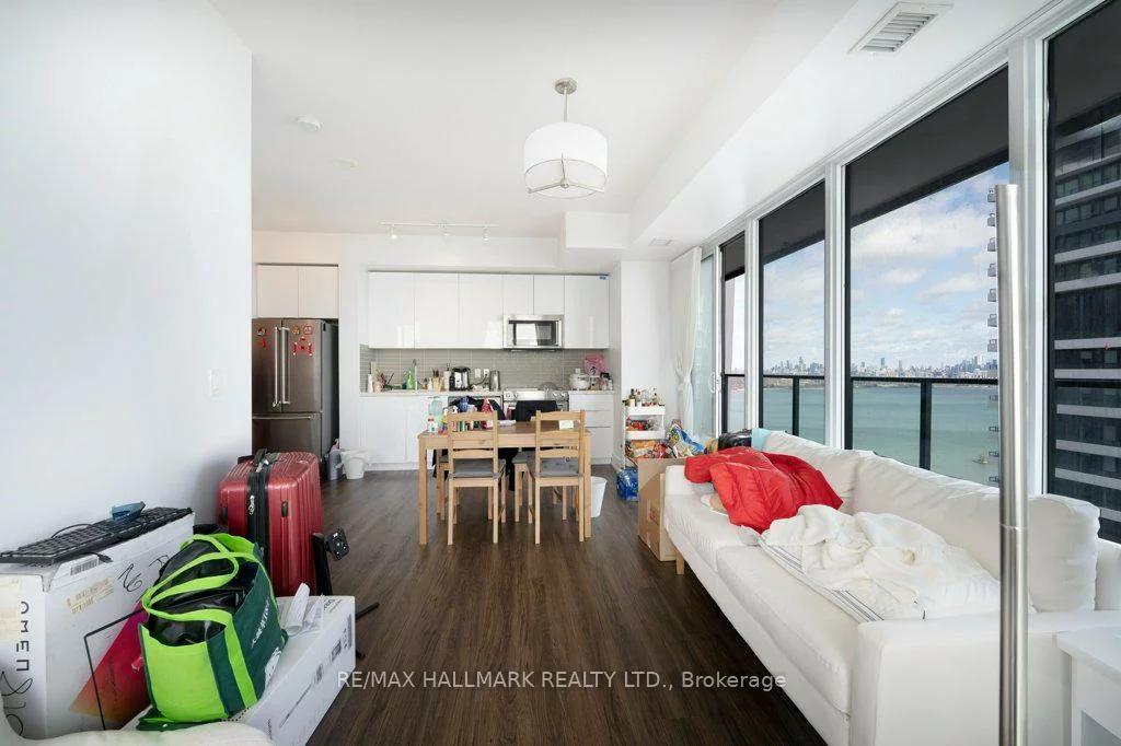 30, Shore Breeze, Mimico, Toronto