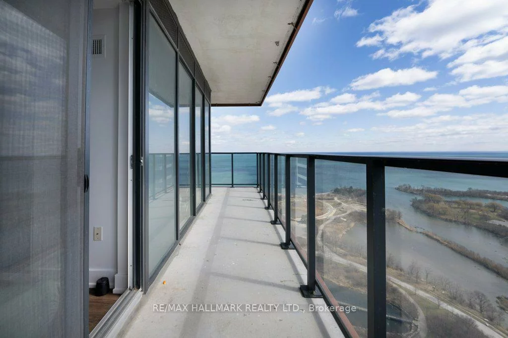 30, Shore Breeze, Mimico, Toronto