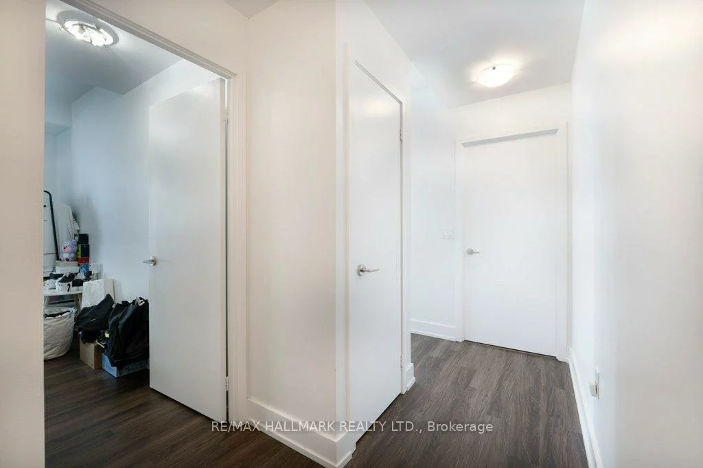 30, Shore Breeze, Mimico, Toronto