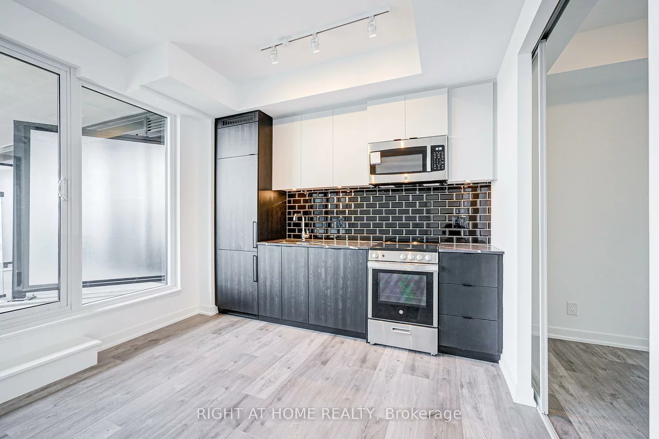 285, Dufferin, South Parkdale, Toronto