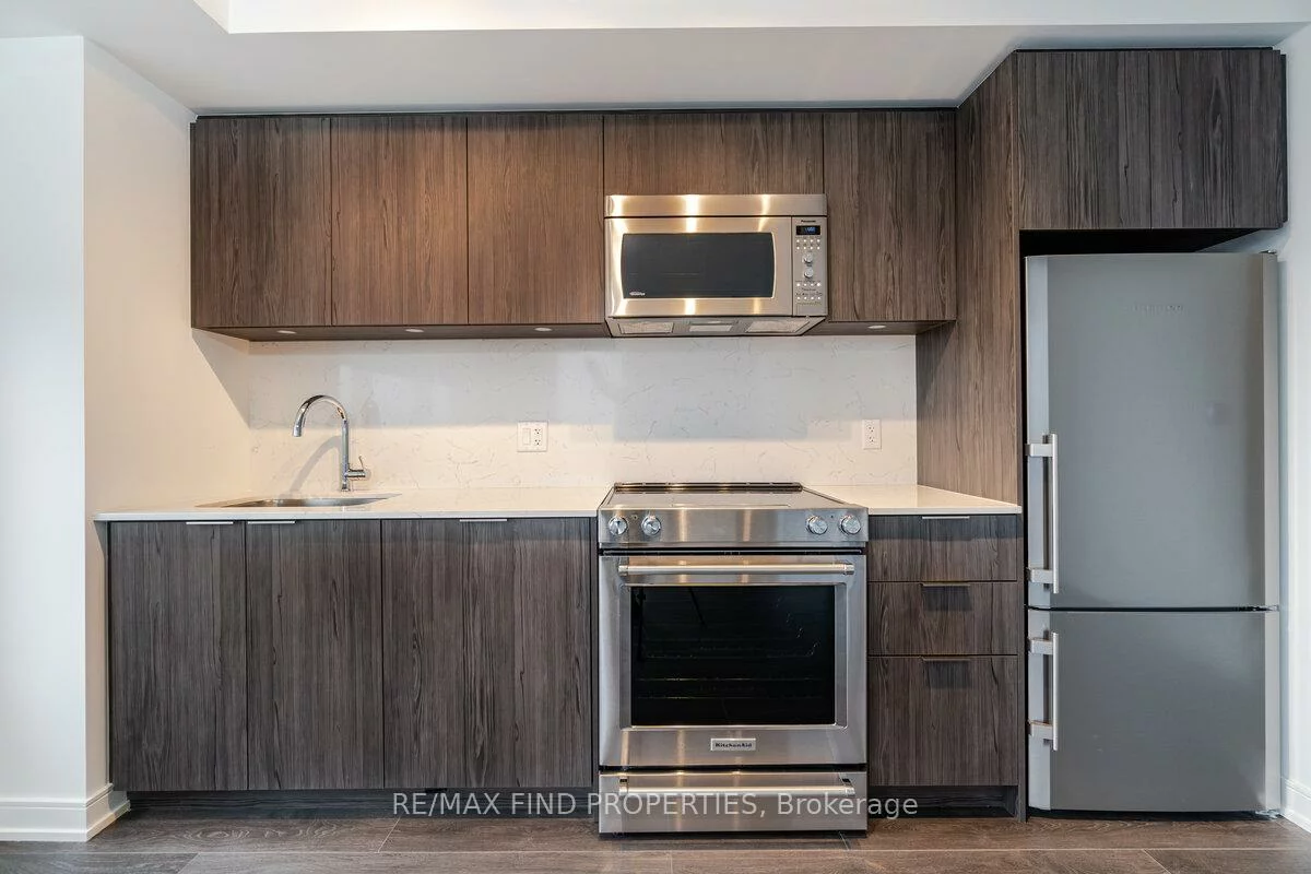 30, Samuel Wood, Islington-City Centre West, Toronto