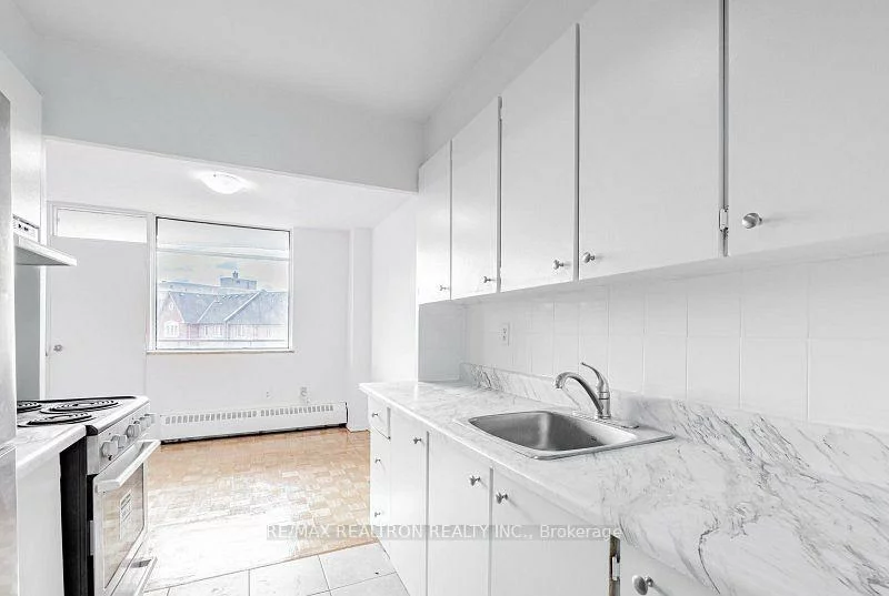 2255, Weston, Weston, Toronto