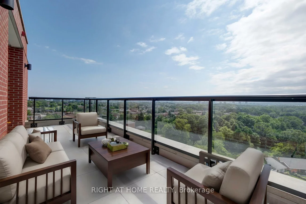 3100, Keele, Downsview-Roding-CFB, Toronto