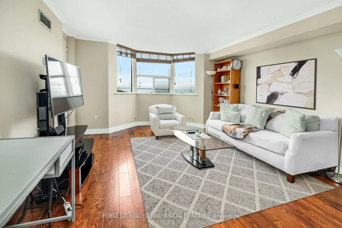 3845, Lake Shore, Mimico, Toronto