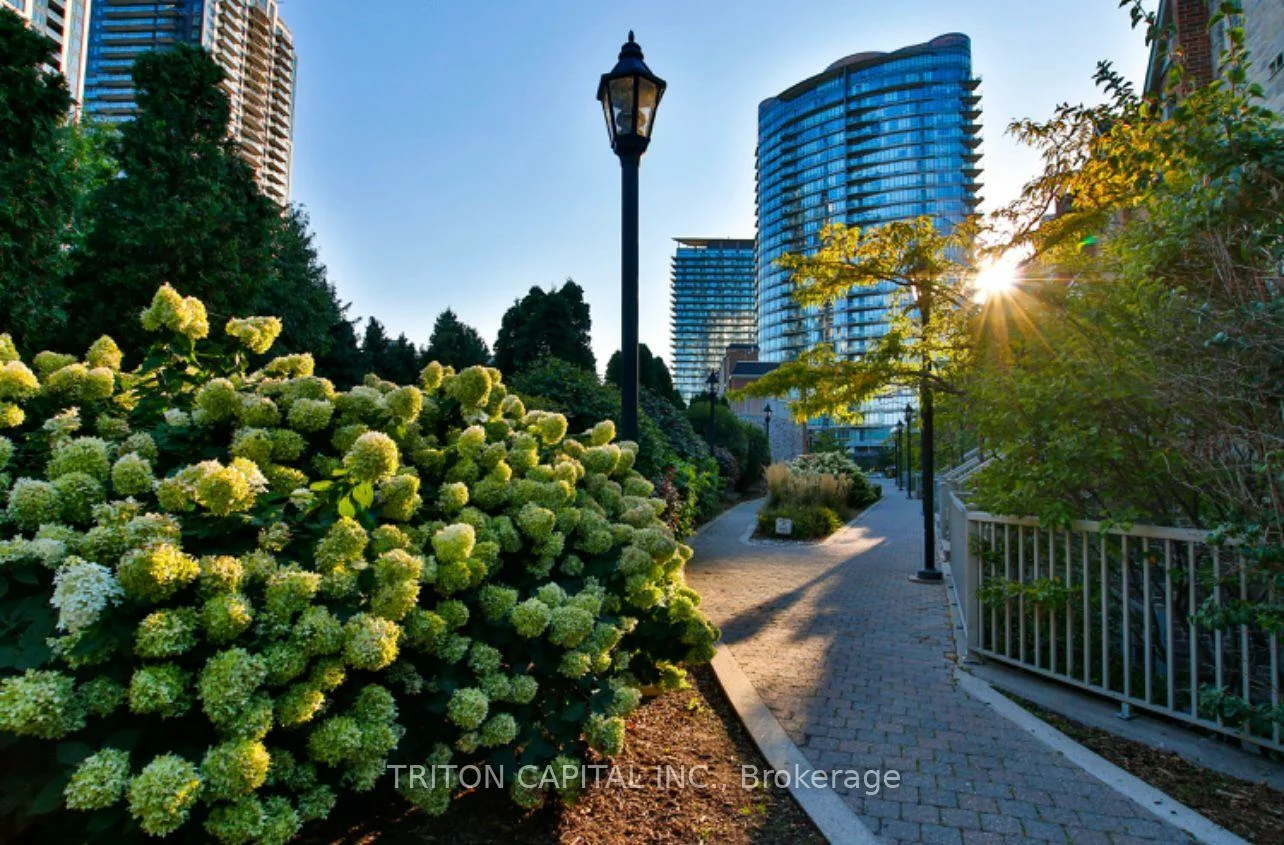 9, Windermere, High Park-Swansea, Toronto