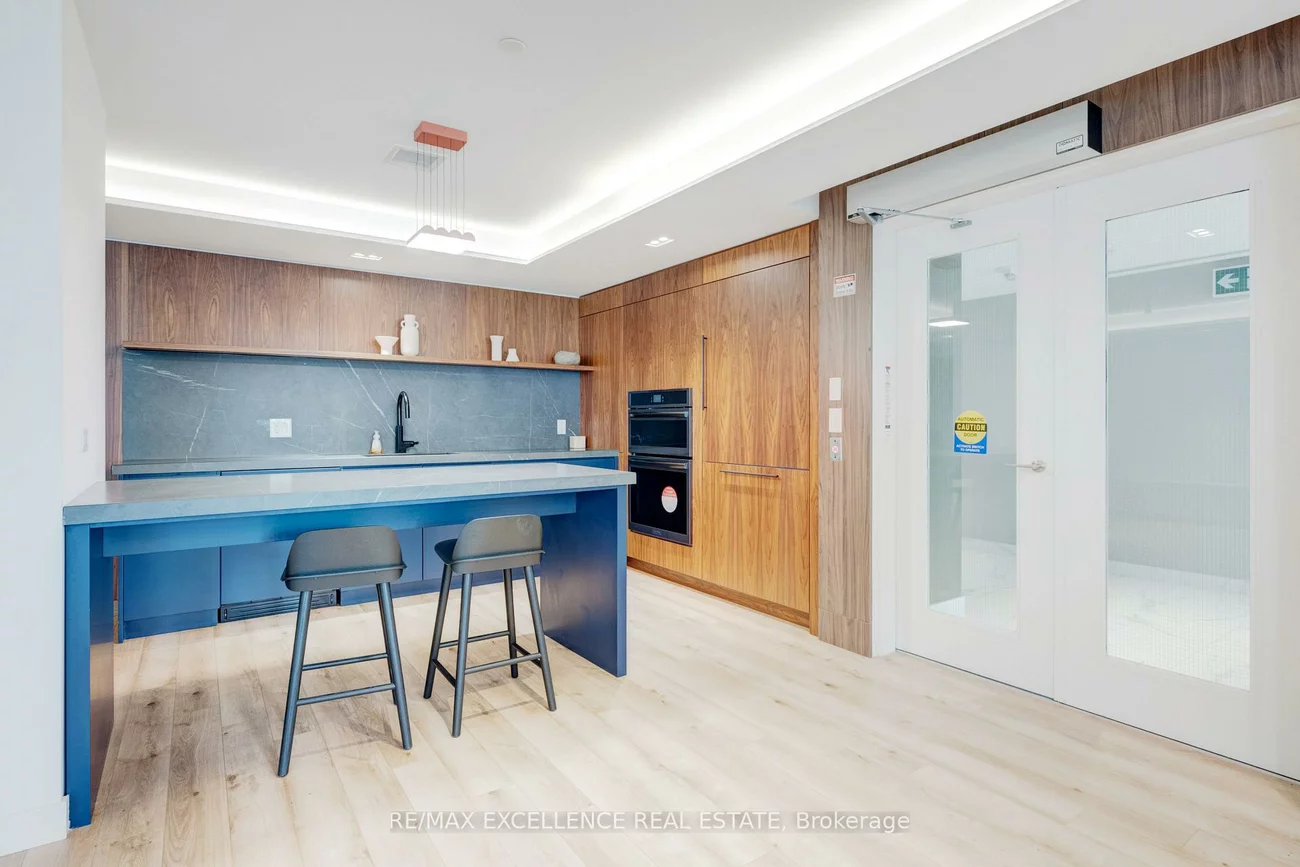 1195, The Queensway, Islington-City Centre West, Toronto