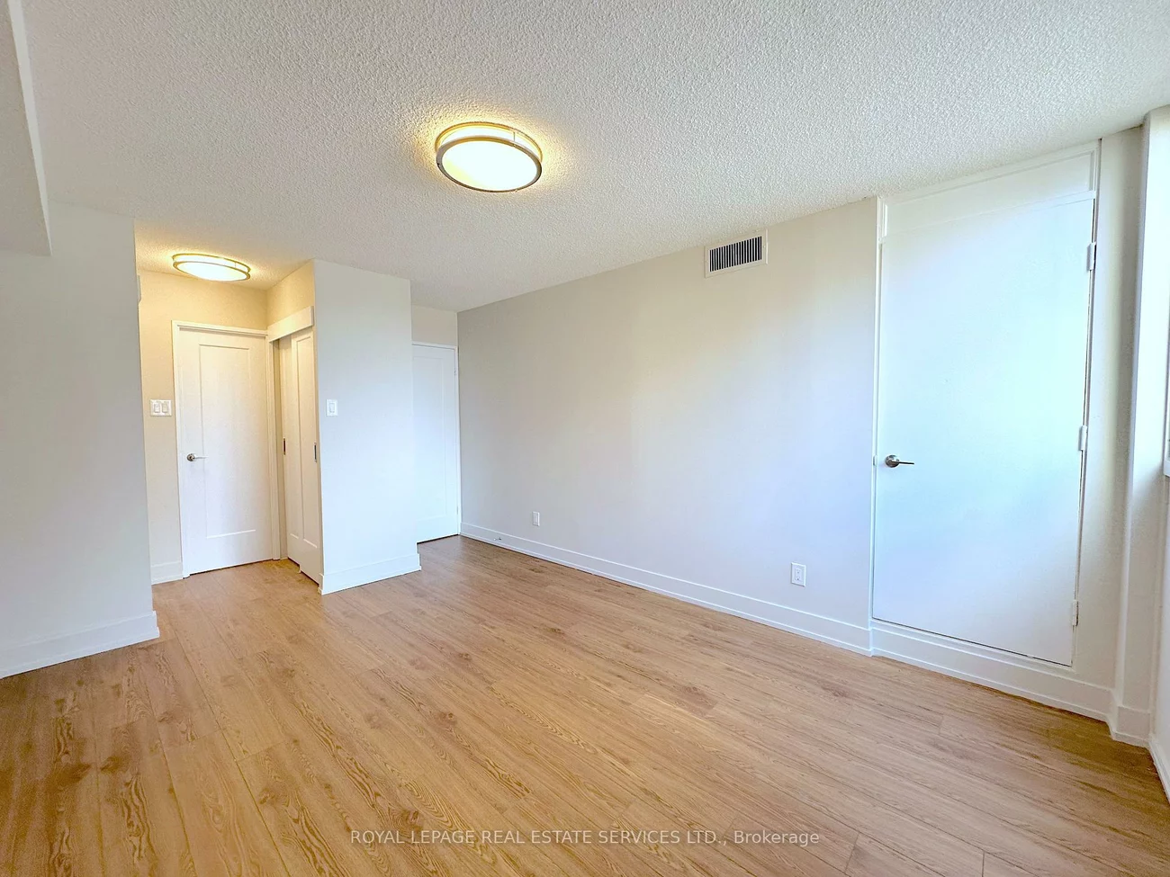 165, La Rose, Humber Heights, Toronto